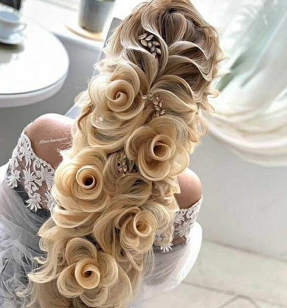 شینیون موی بلند طرح گل